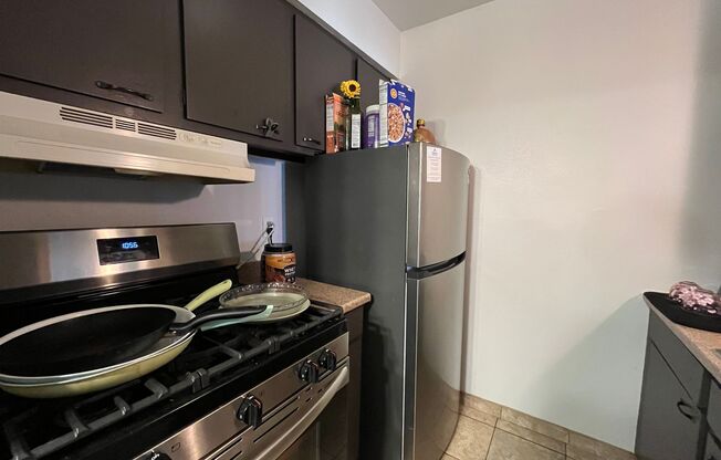 1 bed, 1 bath, $1,095, Unit 112