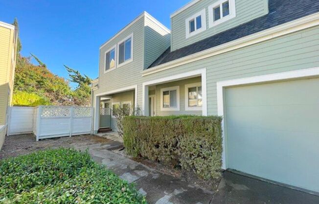 Beautifully updated 4 bedroom, 2.5 bathroom home in North Fremont