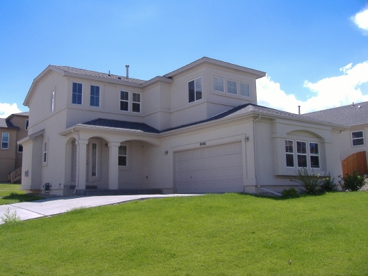 8486 MEADOWCREST DR
