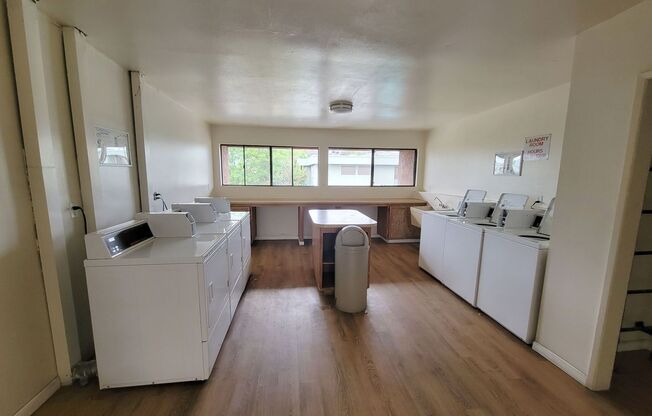 2 bed/ 1 bath in Escondido