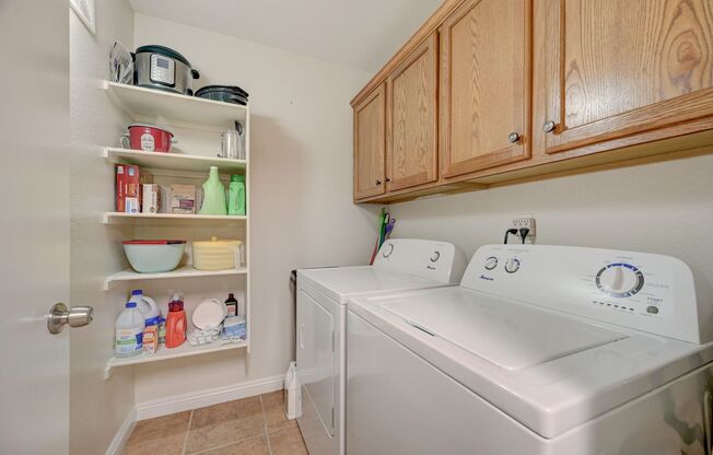 2 beds, 2 baths, $1,650, Unit # 1071