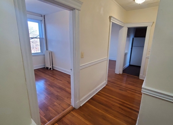 1 bed, 1 bath, 600 sqft, $2,600, Unit 9
