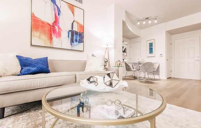 2 beds, 2 baths, 1,100 sqft, $3,285