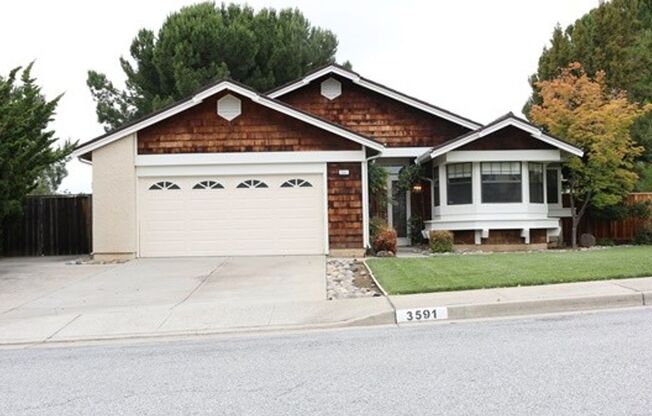 Excellent 3 Bed 2 Bath Home!