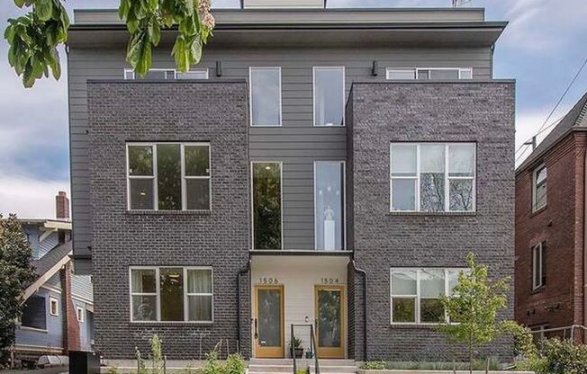 4bd/4ba Townhouse in Queen Anne