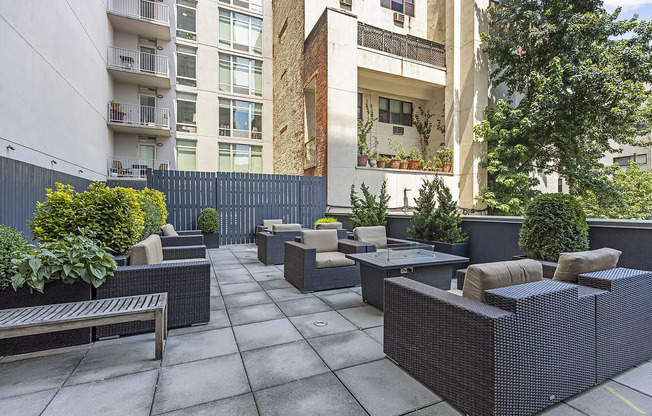 1 bed, 1 bath, $3,800, Unit 4C