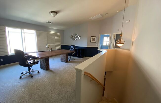 Stunning 5/3 Home LOADED w/Upgrades!  (PLEASE READ ENTIRE AD FOR SHOWINGS)