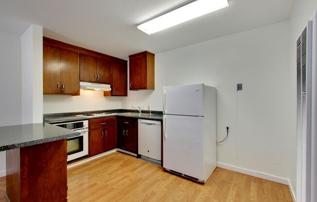 1265 Dolores Street (330r)