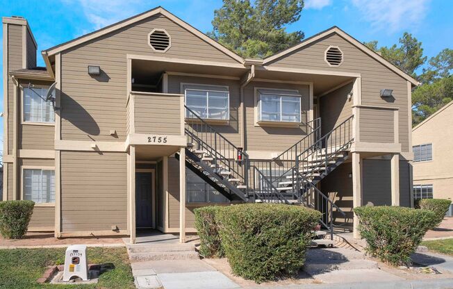 2 beds, 1 bath, 778 sqft, $1,150, Unit 2755 Jennydiane Dr - 2755 Jennydiane Dr #B