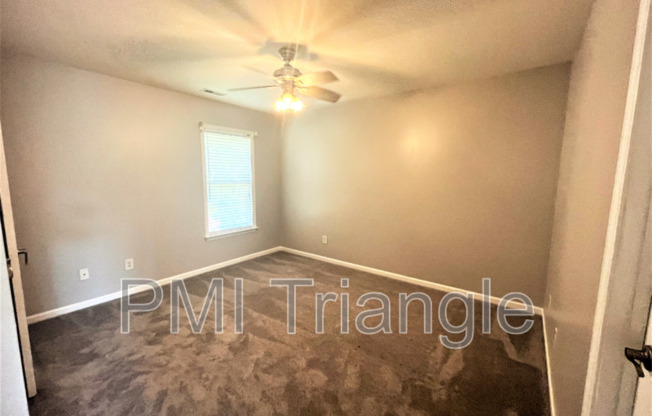 412 HOWARD GRV PKWY