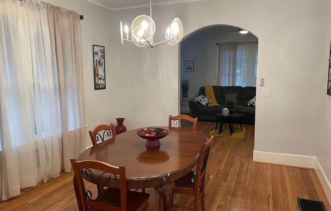 3 beds, 1 bath, $1,200