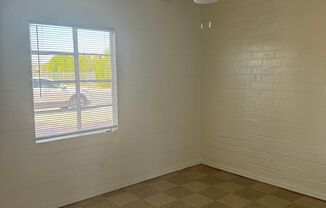 1 bed, 1 bath, $900, Unit V-5