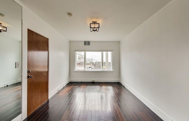 555 Bridgeway Unit A