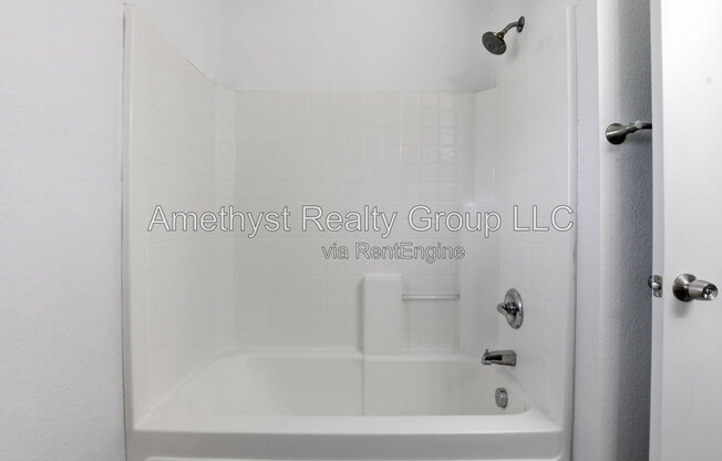4 beds, 2.5 baths, 2,317 sqft, $2,295