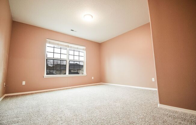 4 beds, 2.5 baths, $3,295