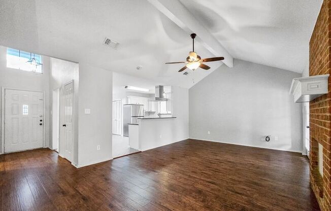 3803 BROOKFIELD DR 
