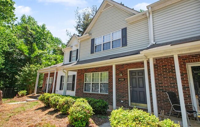 2 Bed/2Bath Townhouse for RENT!