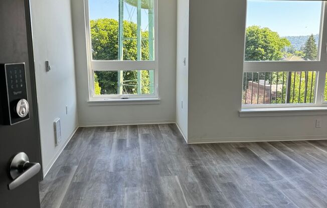 1 bed, 1 bath, 425 sqft, $1,499, Unit 620