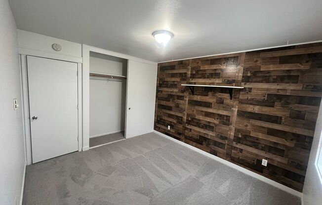 2 beds, 1 bath, $1,995, Unit 301
