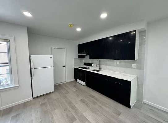8303 14 AVE