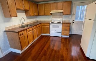 2 beds, 1 bath, $1,975, Unit 119-2