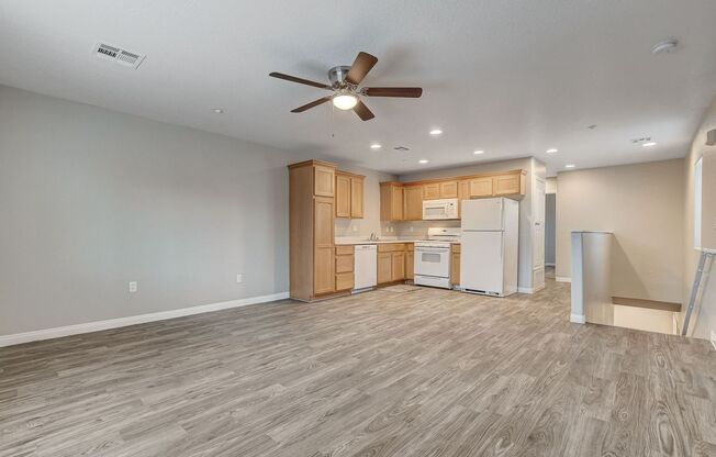 3 beds, 2 baths, 1,144 sqft, $1,955.5, Unit 452 Hunter Dr Unit 1