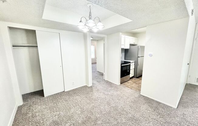 2 beds, 1 bath, 970 sqft, $1,275, Unit 44 PR