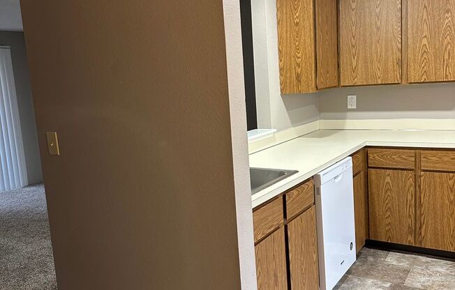 1 bed, 1 bath, 643 sqft, $1,235, Unit 326