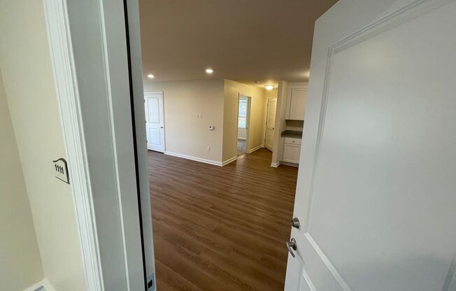 1 bed, 1 bath, 771 sqft, $1,345, Unit Apt 1111
