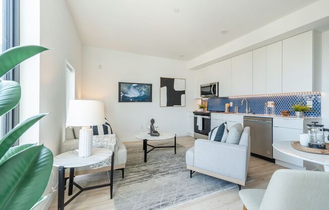 1 bed, 1 bath, $1,495, Unit S-305