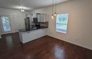 2 beds, 2.5 baths, $1,650