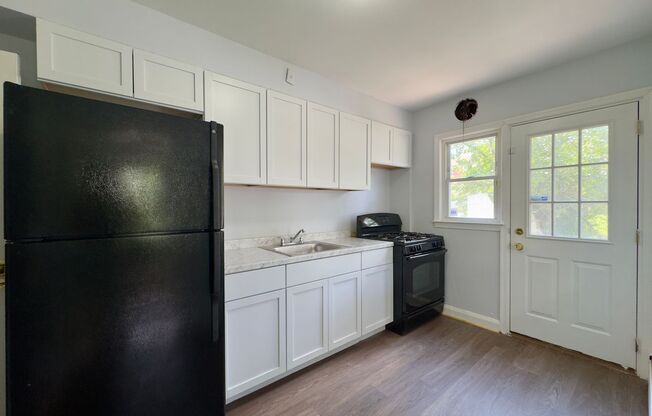 Charming 3 Bedroom/1.5 Bathroom Home in Loch Raven Neighborhood, MD!