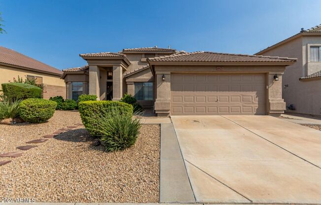 Charming 4 bedroom in Phoenix!!