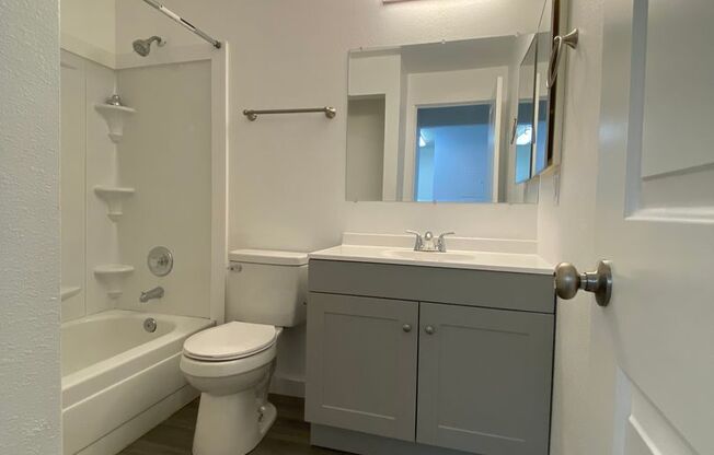 1 bed, 1 bath, 570 sqft, $1,525, Unit 208