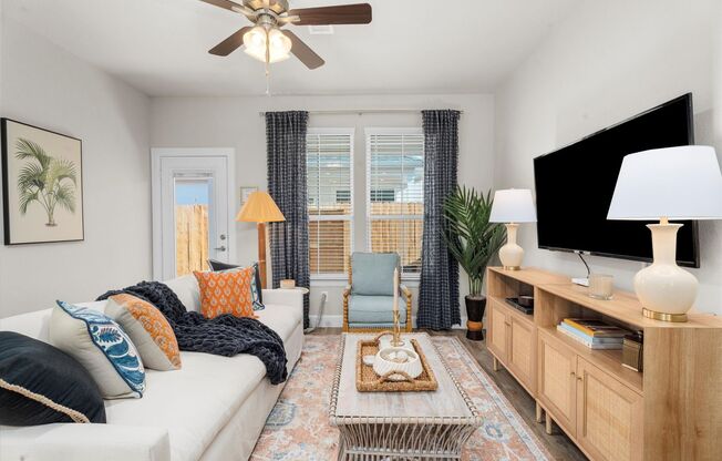 2 beds, 2 baths, 983 sqft, $2,125, Unit 7103