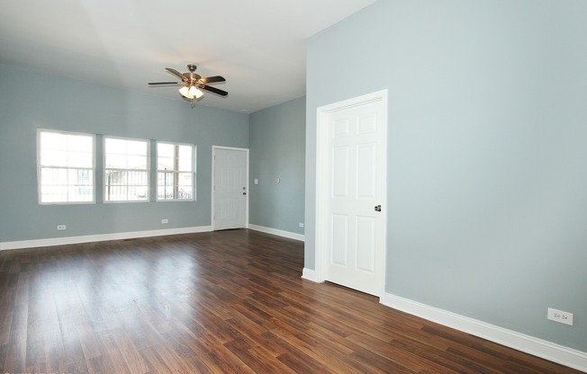 9011 S Brandon Avenue