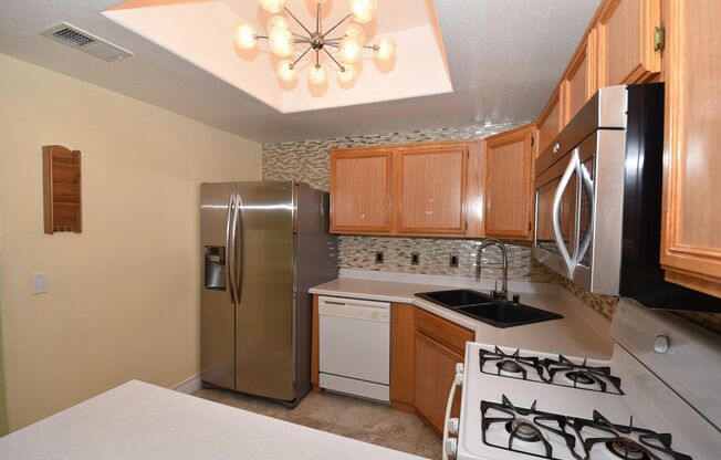 2 beds, 2 baths, $1,553, Unit # 120