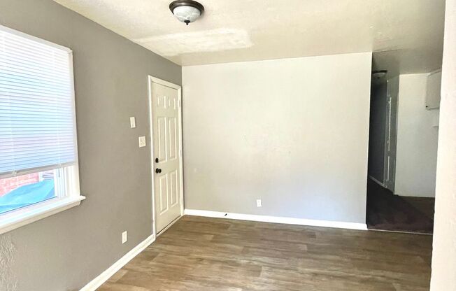 2 beds, 1 bath, 720 sqft, $1,075, Unit 3246