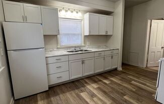 3 beds, 1 bath, $1,350