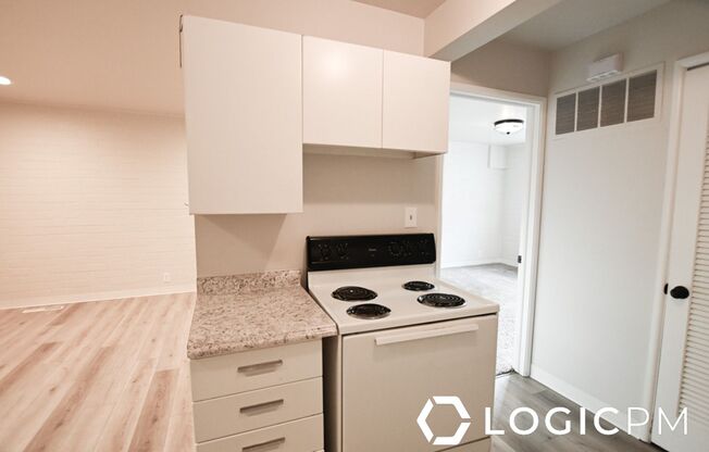 1 bed, 1 bath, 700 sqft, $1,150