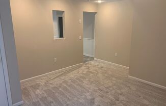 Studio, 1 bath, $975, Unit Coit 2