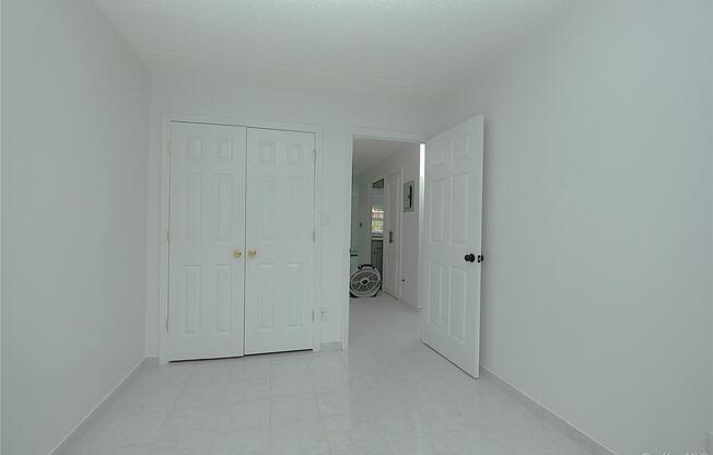 486 CENTRAL AVE
