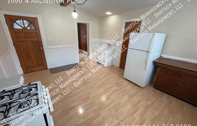 1660 N ARLINGTON PL