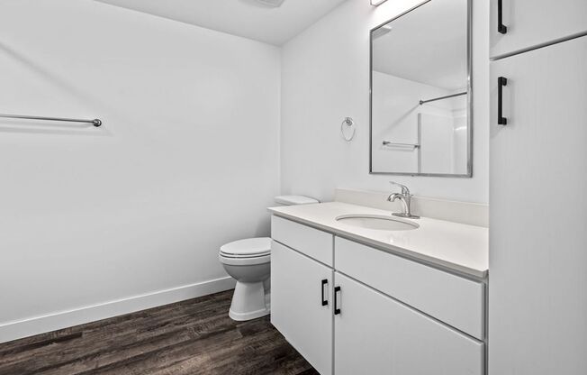 Studio, 1 bath, 429 sqft, $1,260, Unit 303