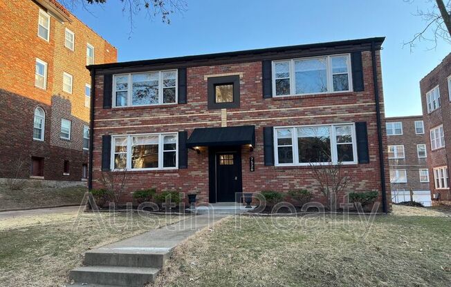 7526 BYRON PL