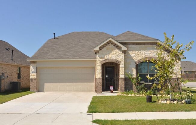 2022 4-Bedroom home in desirable Sendera Ranch!