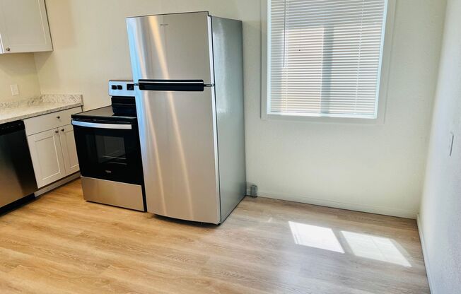 2 beds, 1 bath, 850 sqft, $1,750, Unit #1