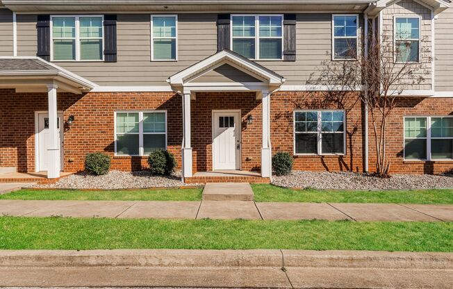 2 beds, 2.5 baths, 1,305 sqft, $1,225, Unit 109