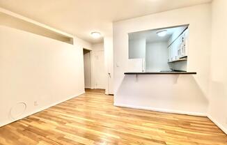 345 E 72 ST