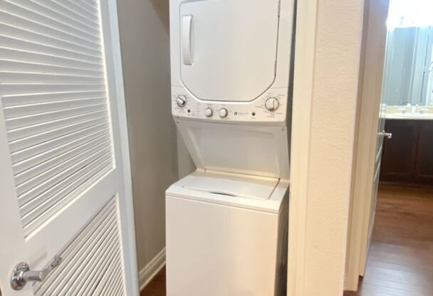 1 bed, 1 bath, $1,550